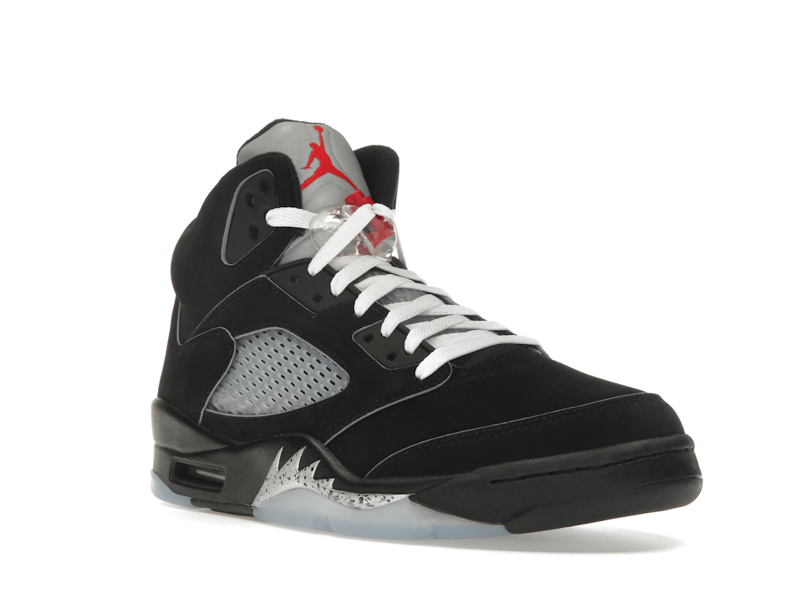 Vue 6 de Jordan 5 Retro OG Black Metallic Reimagined