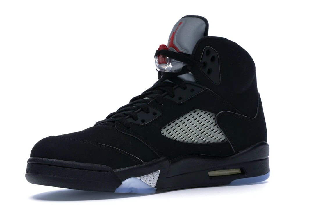 Vue 16 de Jordan 5 Retro Black Metallic (2016)