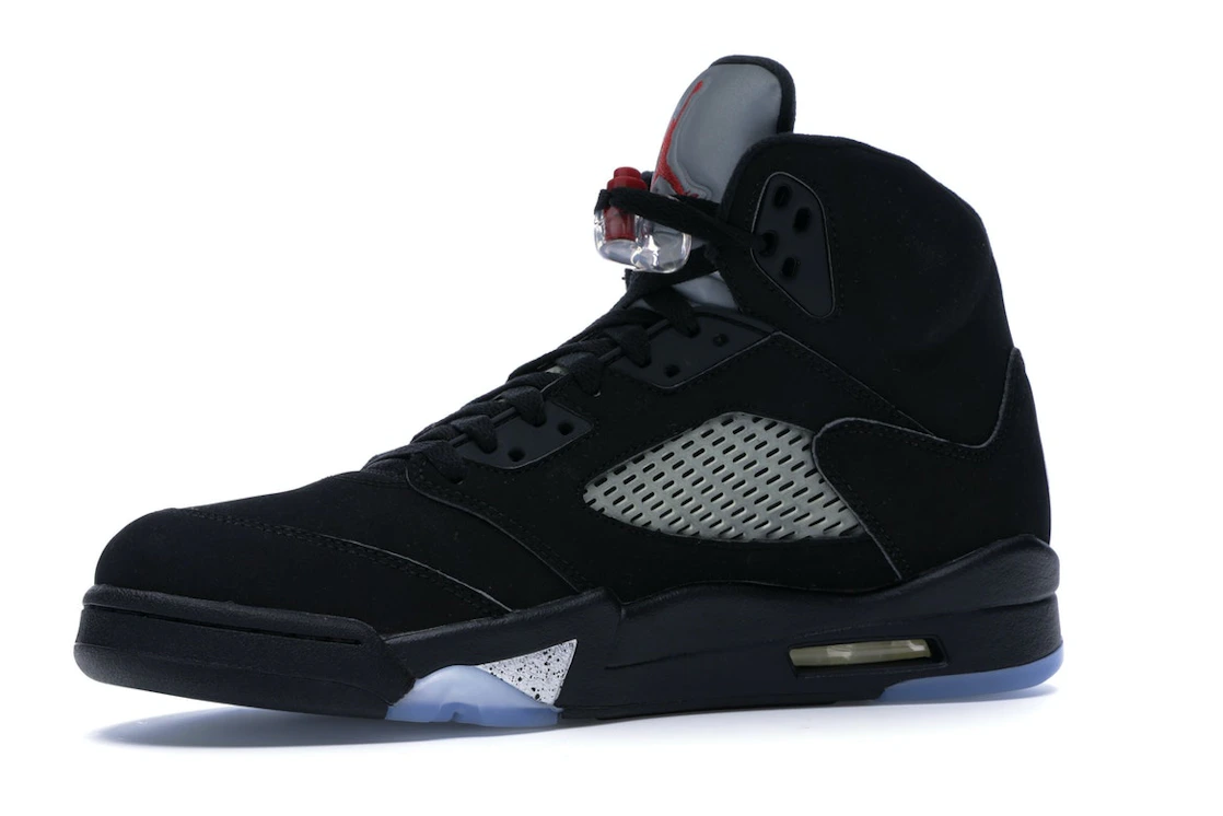 Vue 17 de Jordan 5 Retro Black Metallic (2016)
