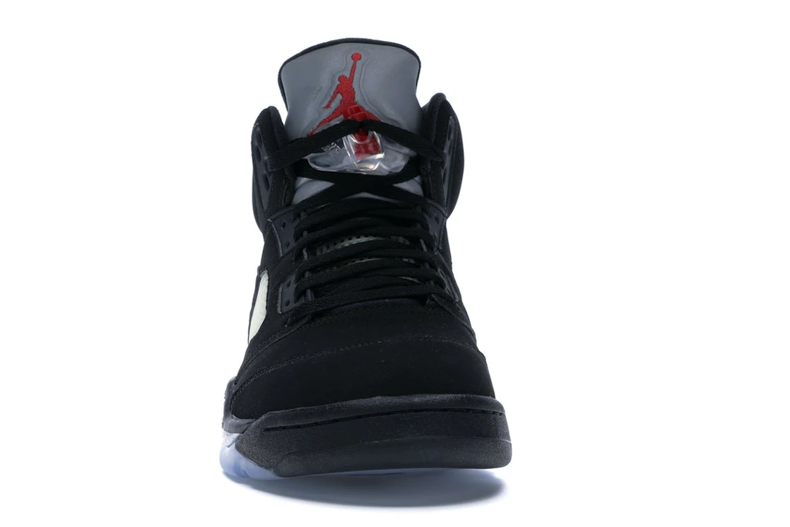 Vue 10 de Jordan 5 Retro Black Metallic (2016)