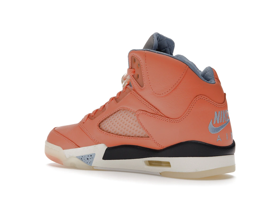 Vue 23 de Jordan 5 Retro DJ Khaled We The Best Crimson Bliss