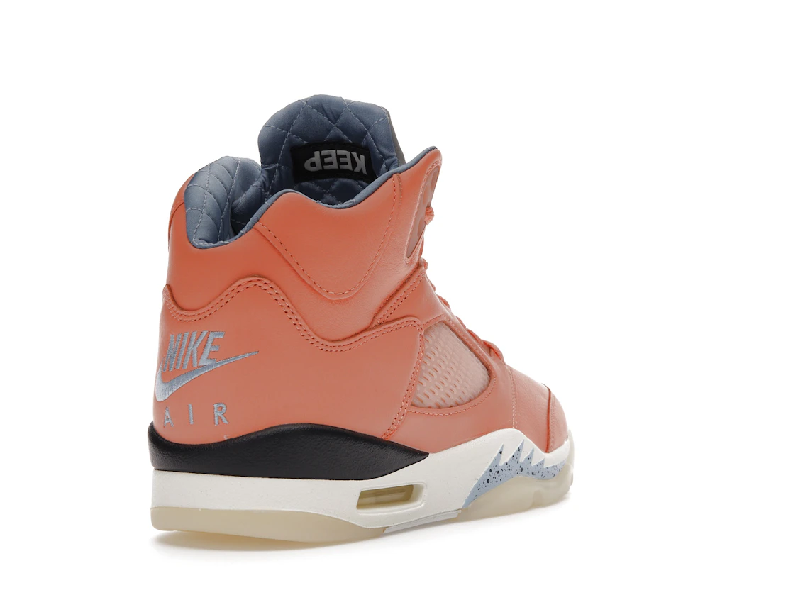 Vue 31 de Jordan 5 Retro DJ Khaled We The Best Crimson Bliss