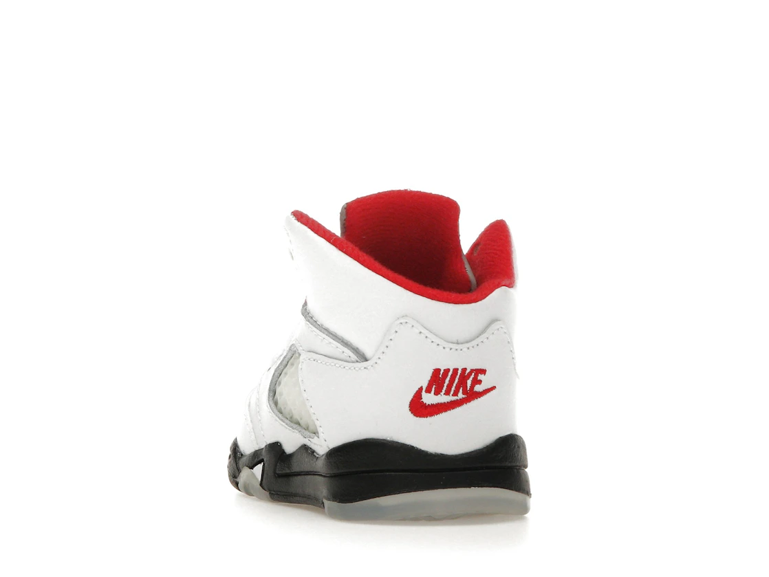 Vue 26 de Jordan 5 Retro Fire Red Silver Tongue (2020) (TD)