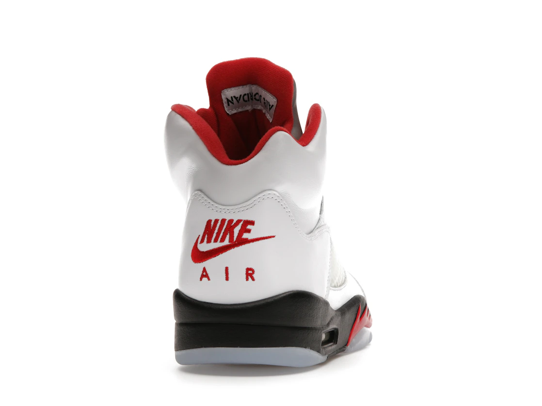 Vue 29 de Jordan 5 Retro Fire Red Silver Tongue (2020)