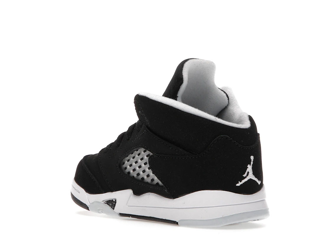 Vue 24 de Jordan 5 Retro Moonlight (2021) (TD)