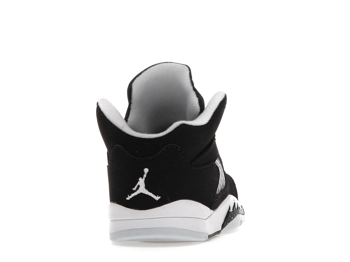 Vue 29 de Jordan 5 Retro Moonlight (2021) (TD)