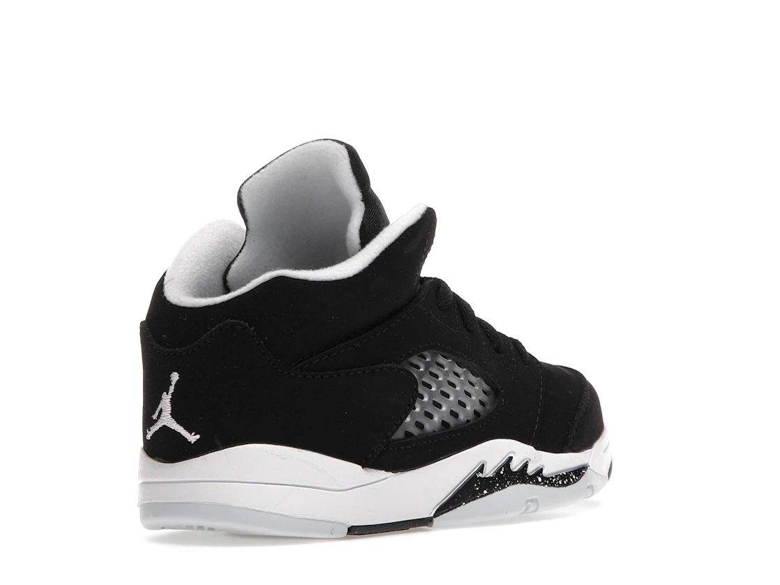 Vue 32 de Jordan 5 Retro Moonlight (2021) (TD)