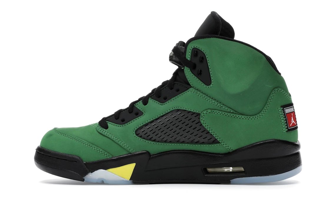 Vue 20 de Jordan 5 Retro SE Oregon