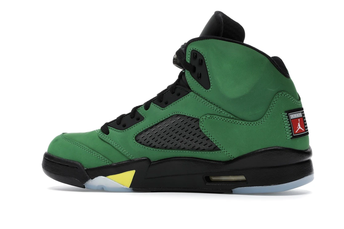 Vue 21 de Jordan 5 Retro SE Oregon