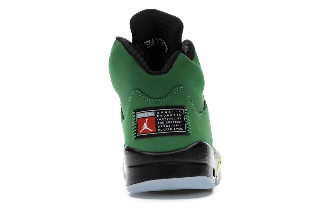 Vue 28 de Jordan 5 Retro SE Oregon