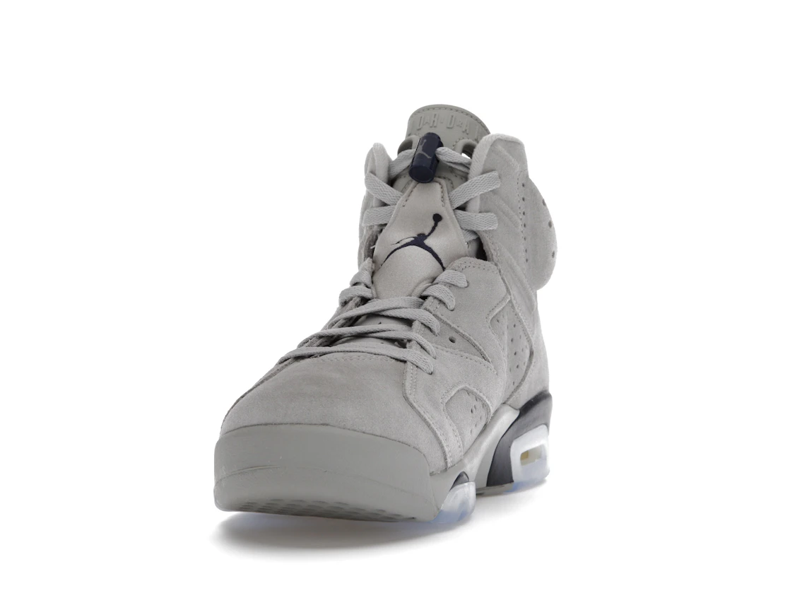 Vue 12 de Jordan 6 Retro Georgetown (2022)