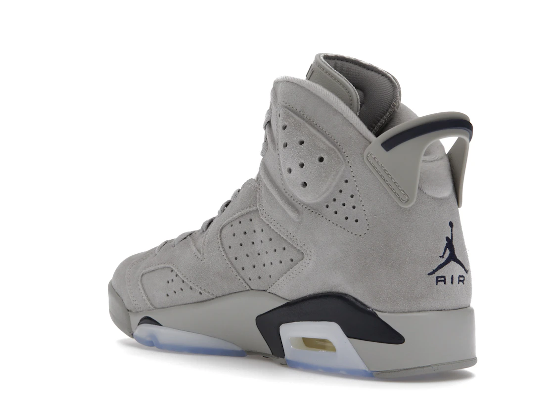 Vue 24 de Jordan 6 Retro Georgetown (2022)