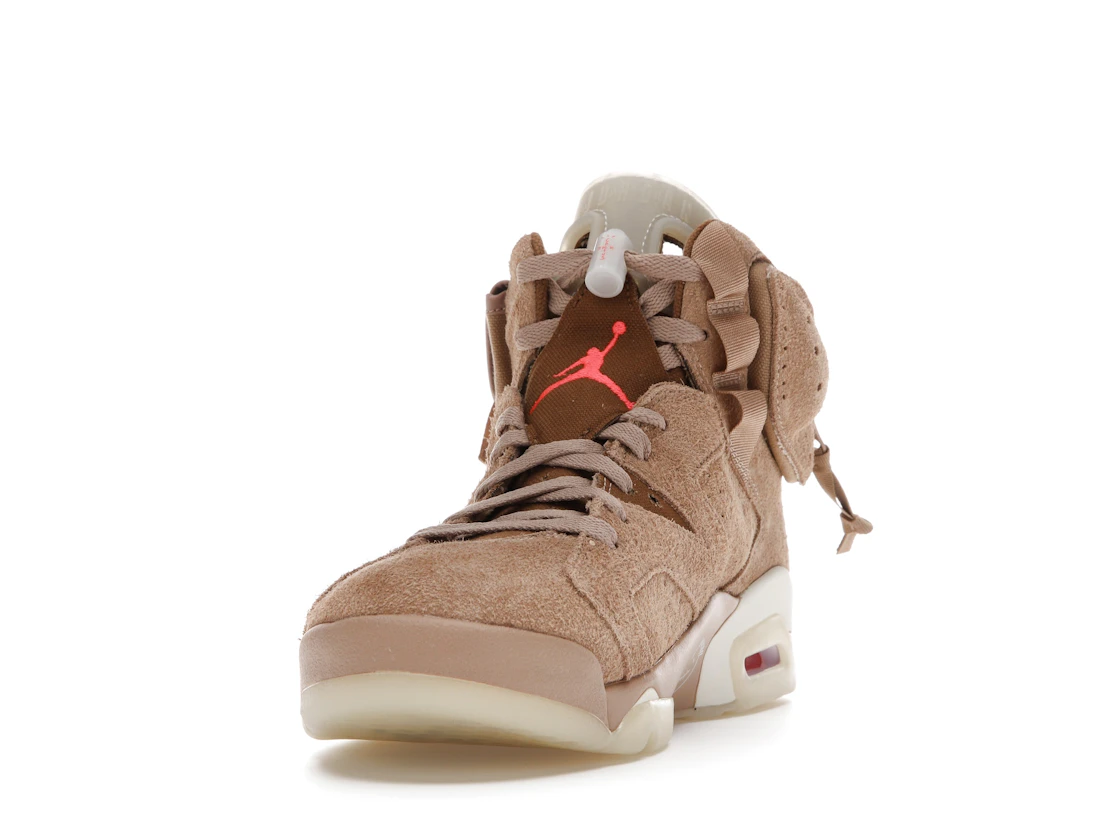 Vue 12 de Jordan 6 Retro Travis Scott British Khaki