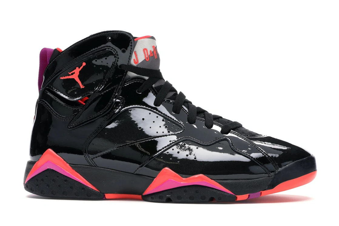 Vue 2 de Jordan 7 Retro Black Patent 