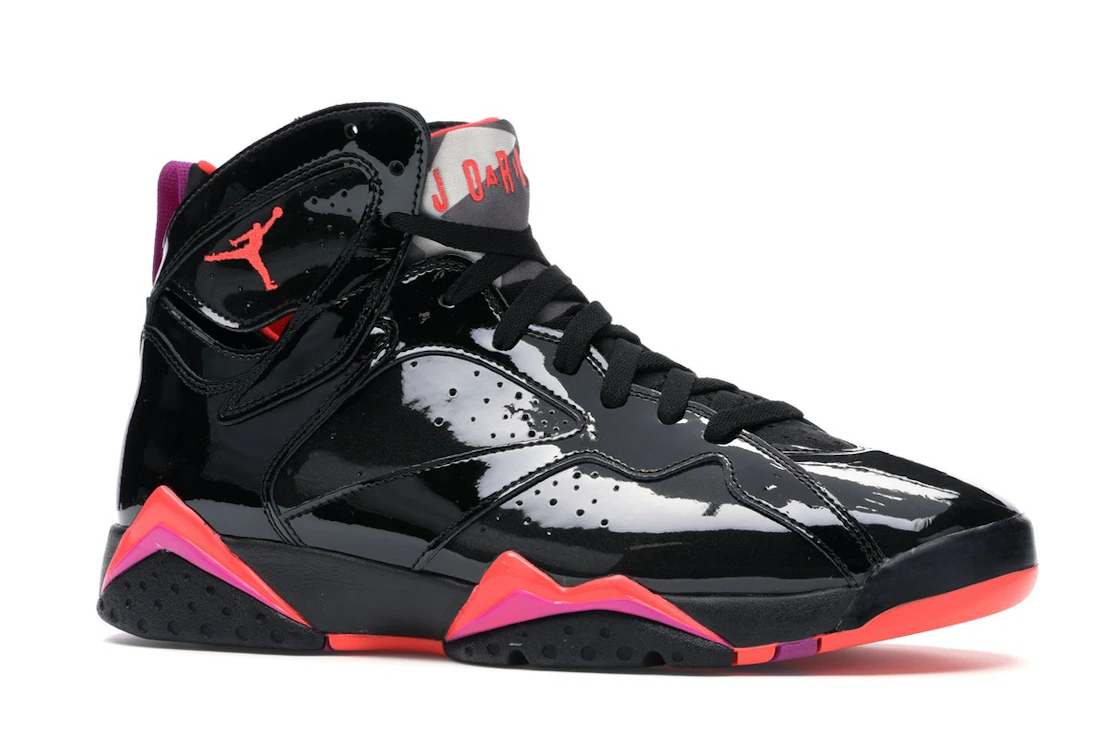 Vue 3 de Jordan 7 Retro Black Patent 