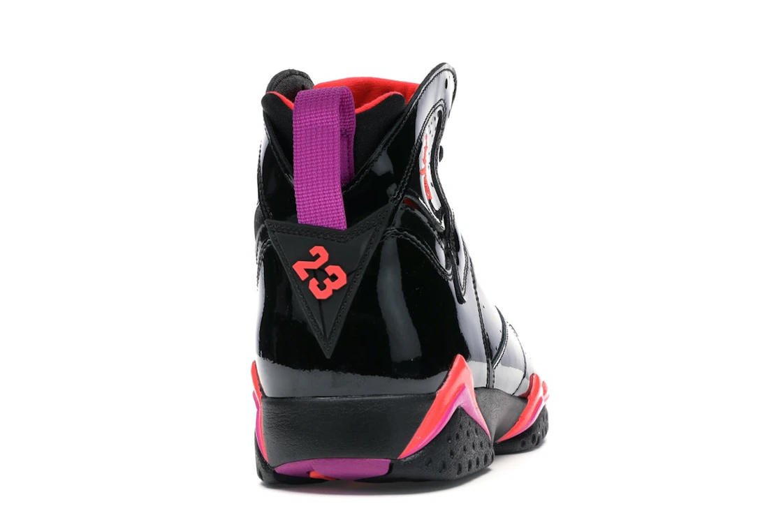 Vue 29 de Jordan 7 Retro Black Patent 