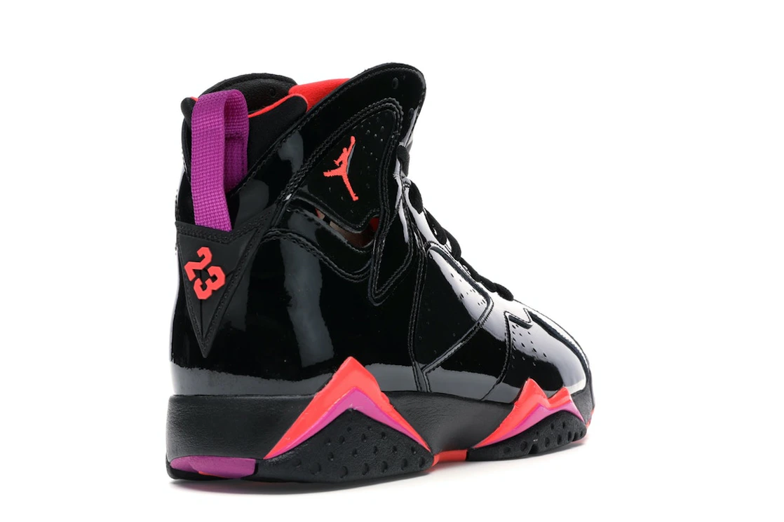 Vue 31 de Jordan 7 Retro Black Patent 