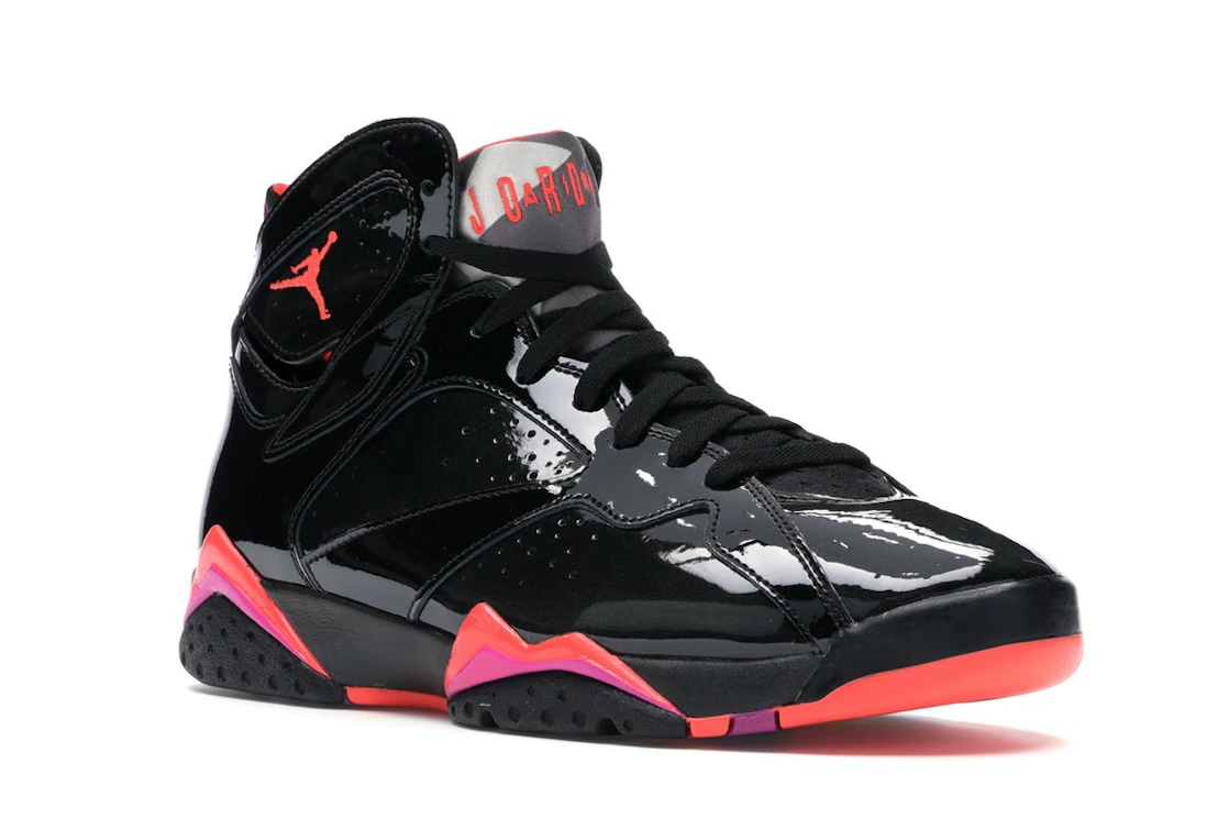 Vue 5 de Jordan 7 Retro Black Patent 