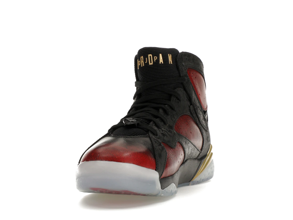 Vue 12 de Jordan 7 Retro Doernbecher