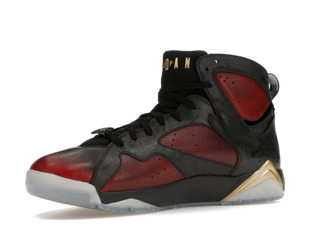 Vue 16 de Jordan 7 Retro Doernbecher