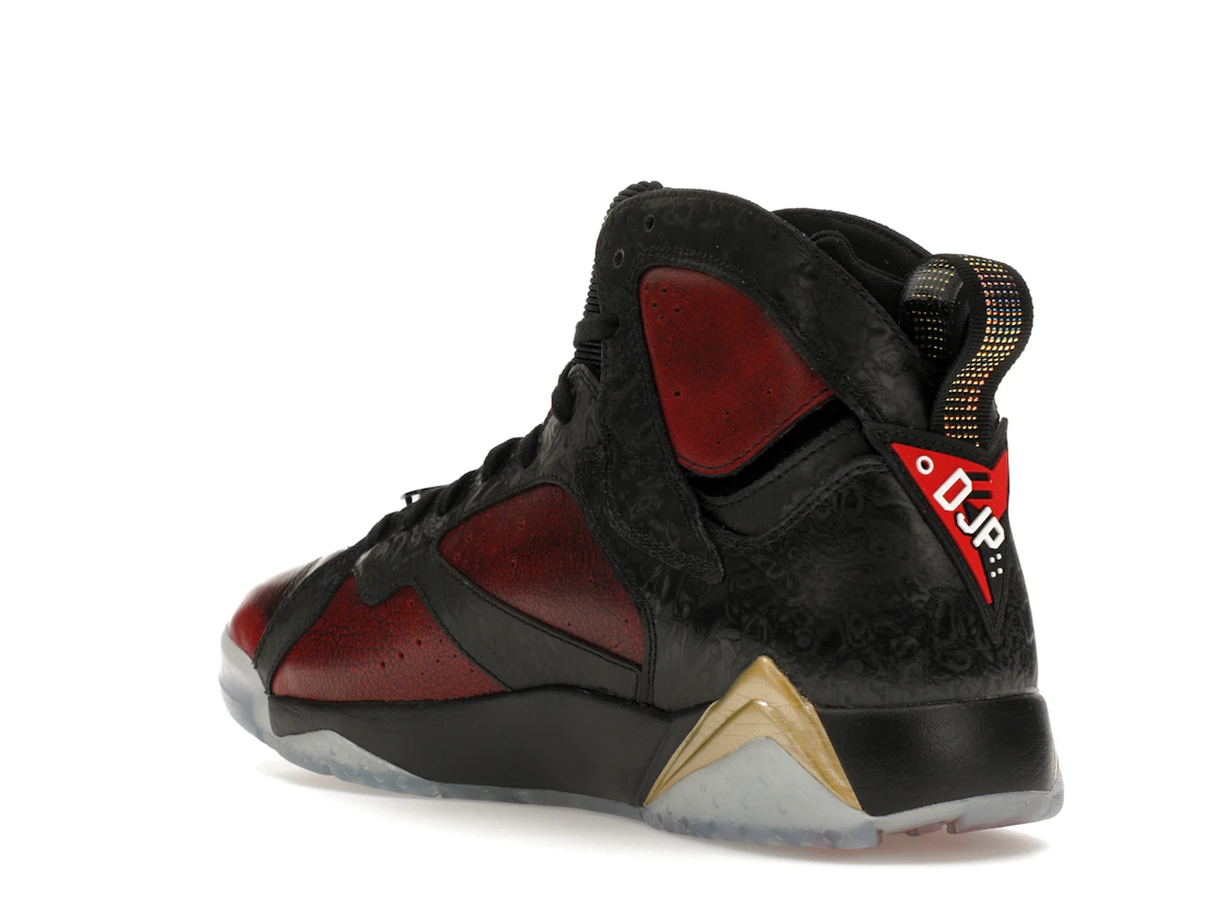 Vue 24 de Jordan 7 Retro Doernbecher