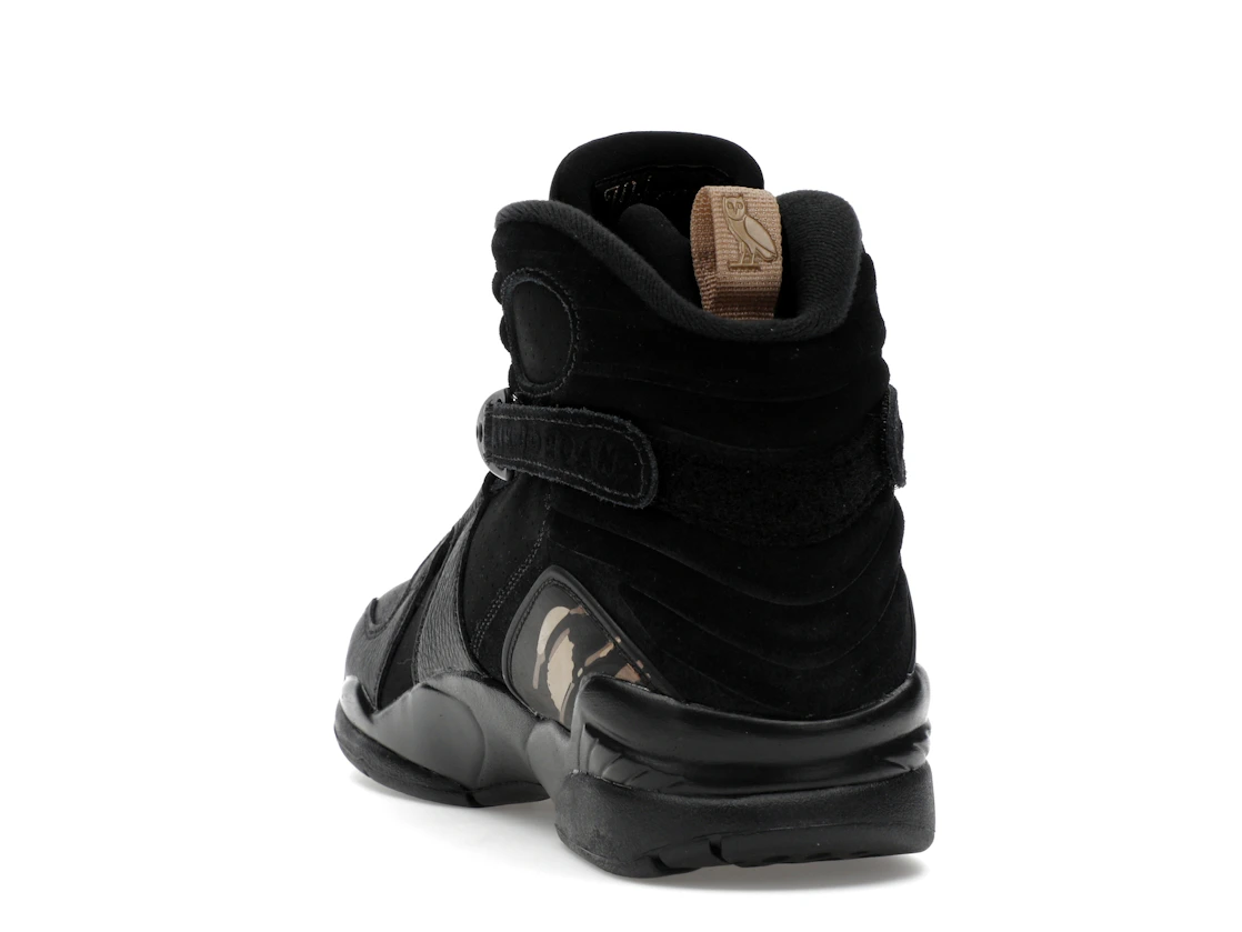 Vue 26 de Jordan 8 Retro OVO Black
