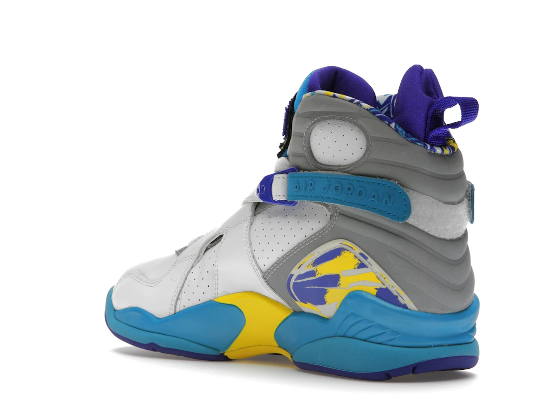 Vue 24 de Jordan 8 Retro White Aqua (2007) 