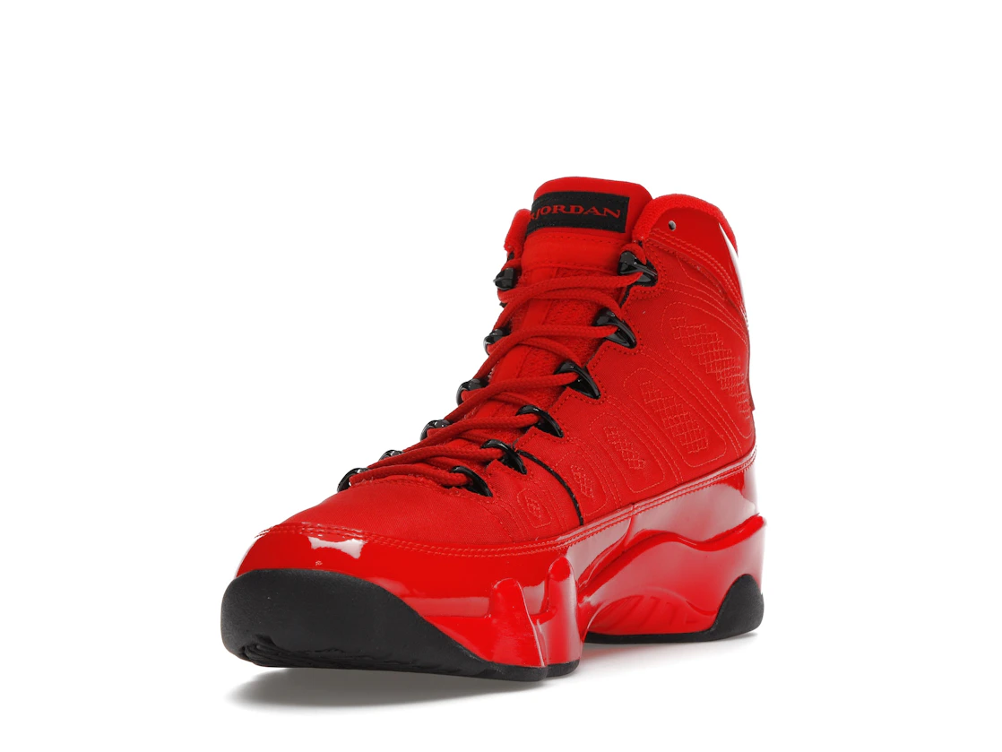 Vue 13 de Jordan 9 Retro Chile Red