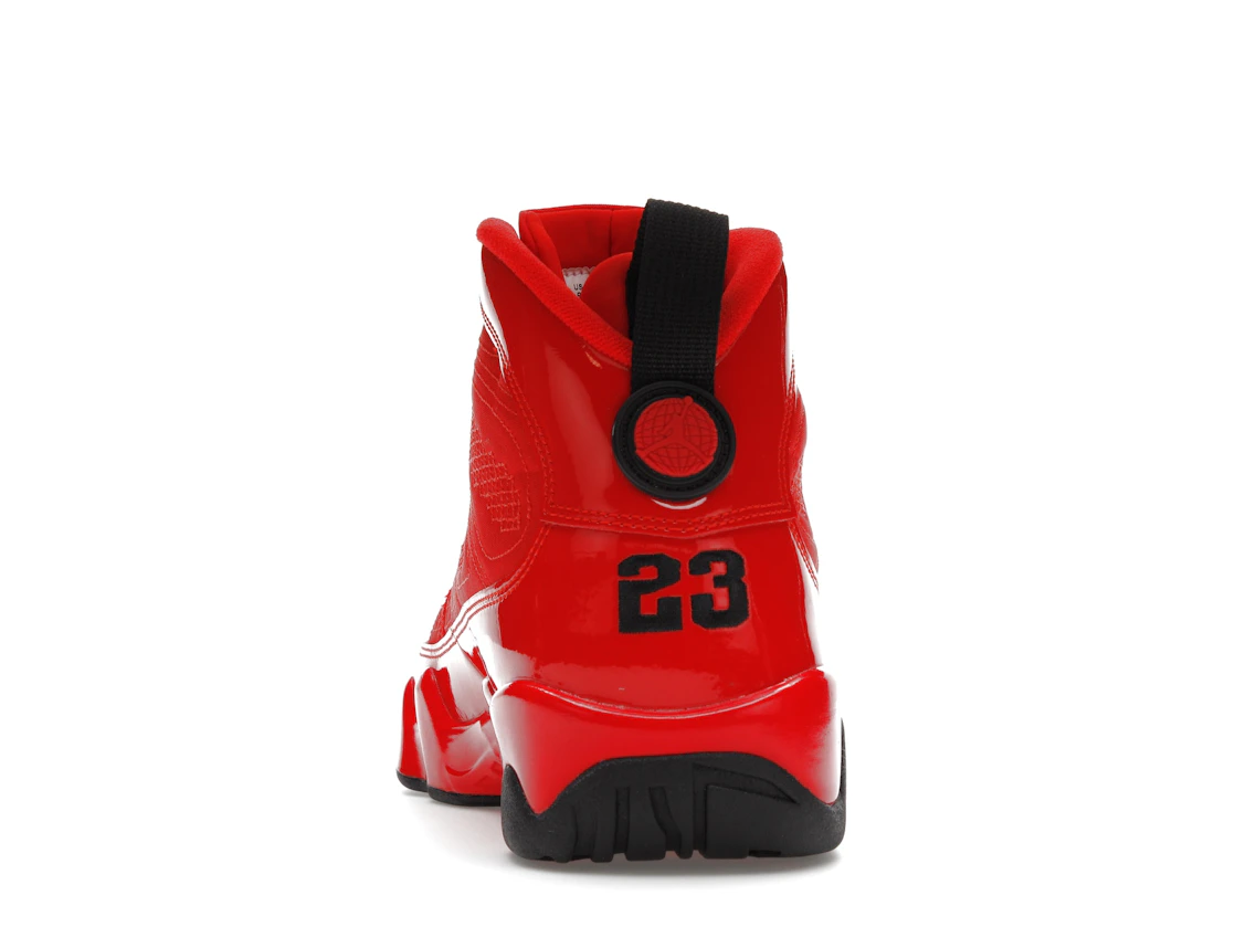 Vue 27 de Jordan 9 Retro Chile Red