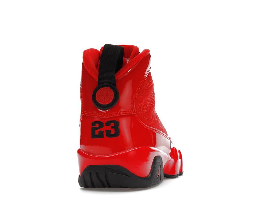 Vue 29 de Jordan 9 Retro Chile Red