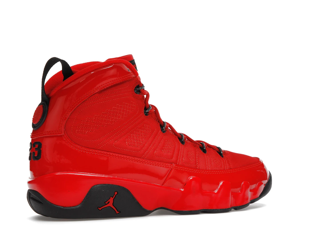 Vue 34 de Jordan 9 Retro Chile Red