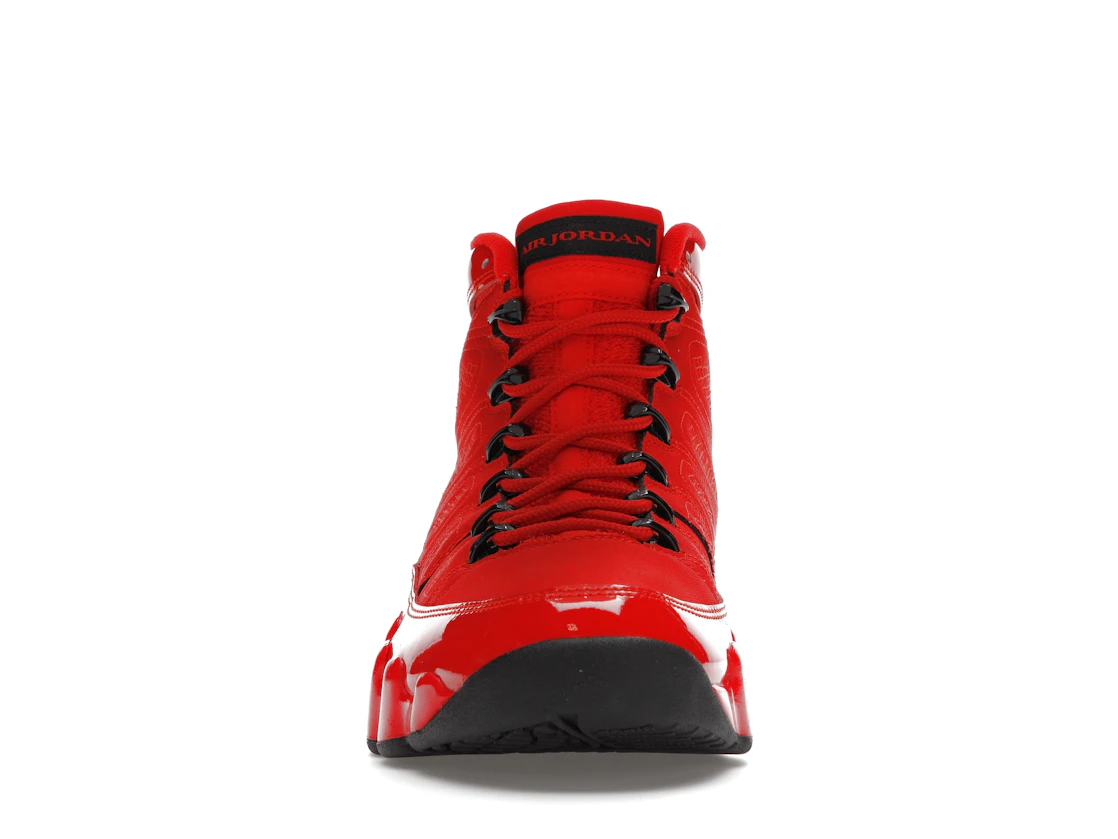 Vue 10 de Jordan 9 Retro Chile Red