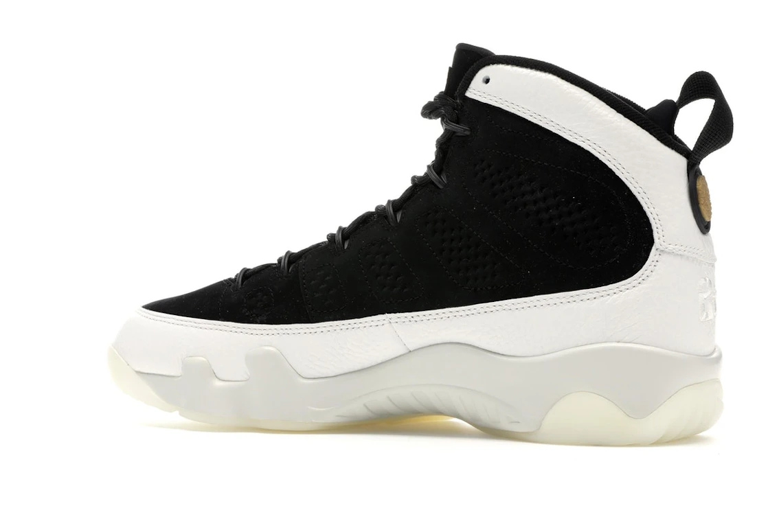 Vue 22 de Jordan 9 Retro City of Flight