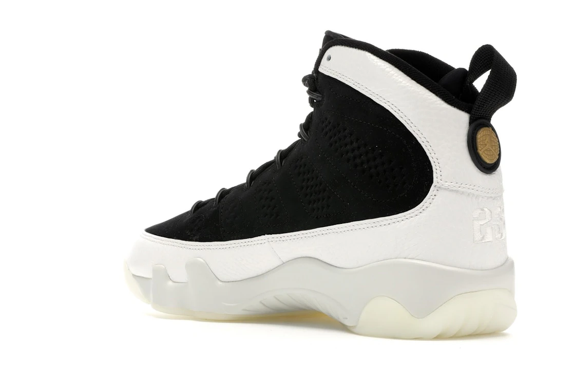 Vue 24 de Jordan 9 Retro City of Flight