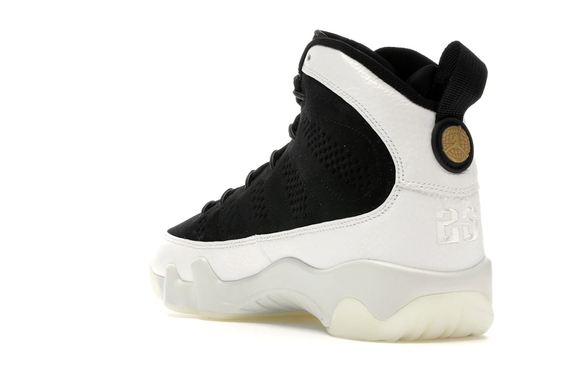 Vue 25 de Jordan 9 Retro City of Flight
