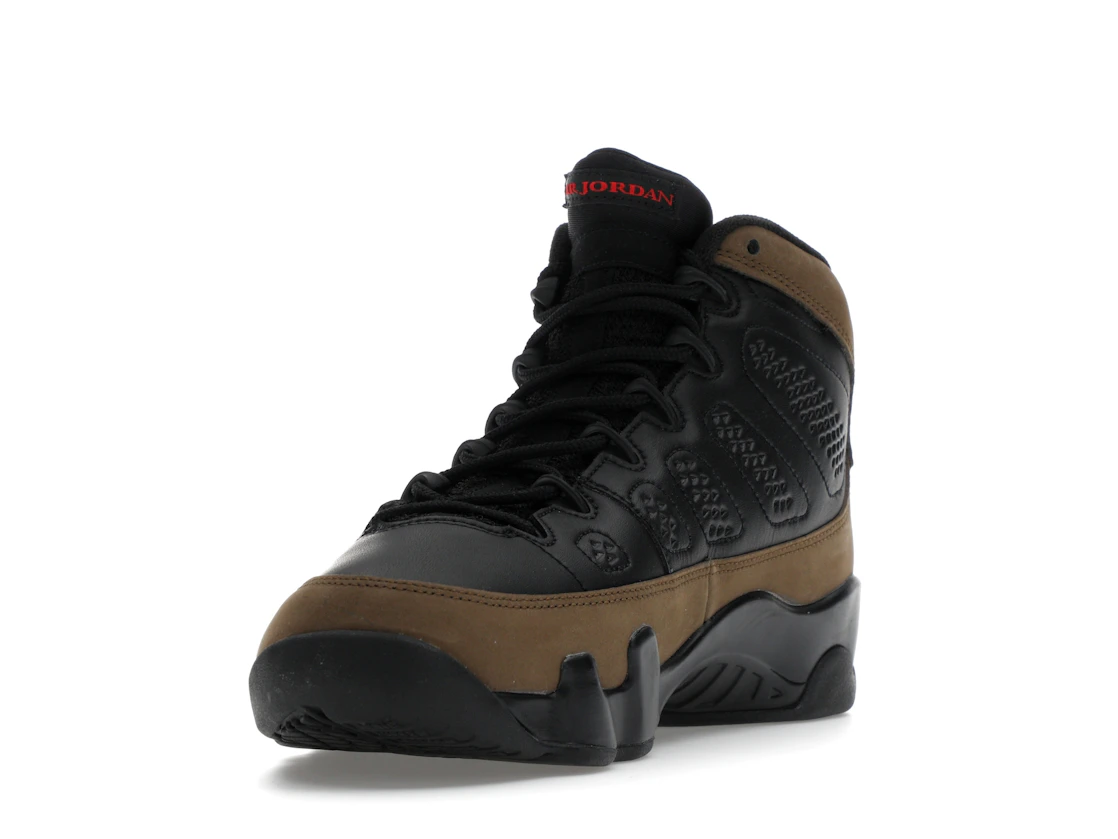 Vue 13 de Jordan 9 Retro Olive (2024) (GS)