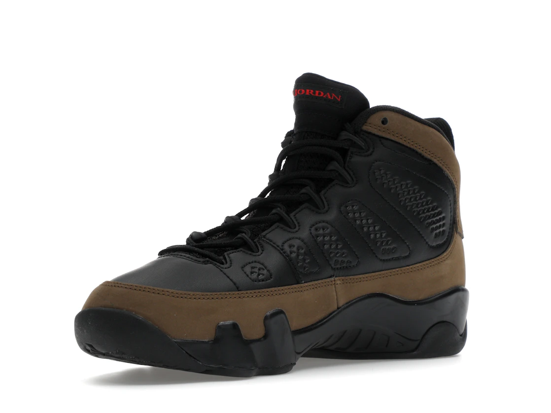 Vue 15 de Jordan 9 Retro Olive (2024) (GS)