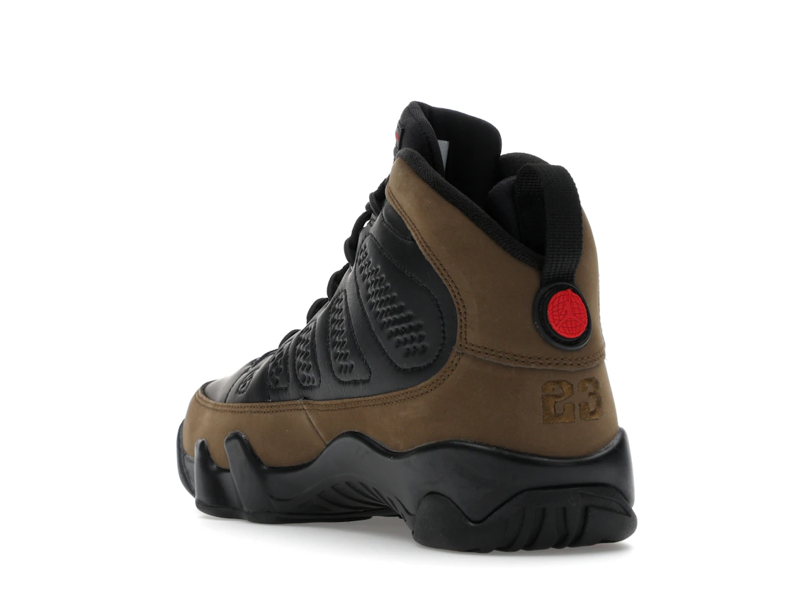 Vue 25 de Jordan 9 Retro Olive (2024) (GS)