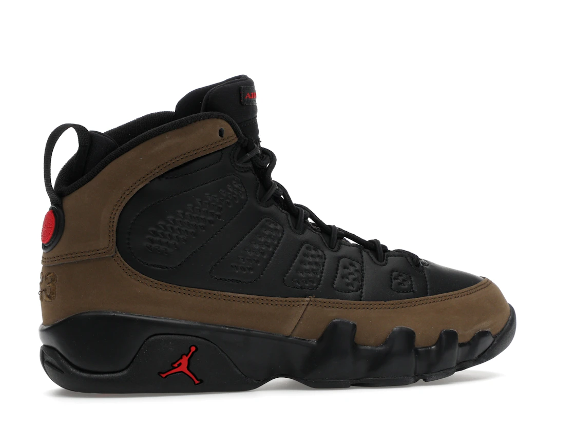 Vue 35 de Jordan 9 Retro Olive (2024) (GS)