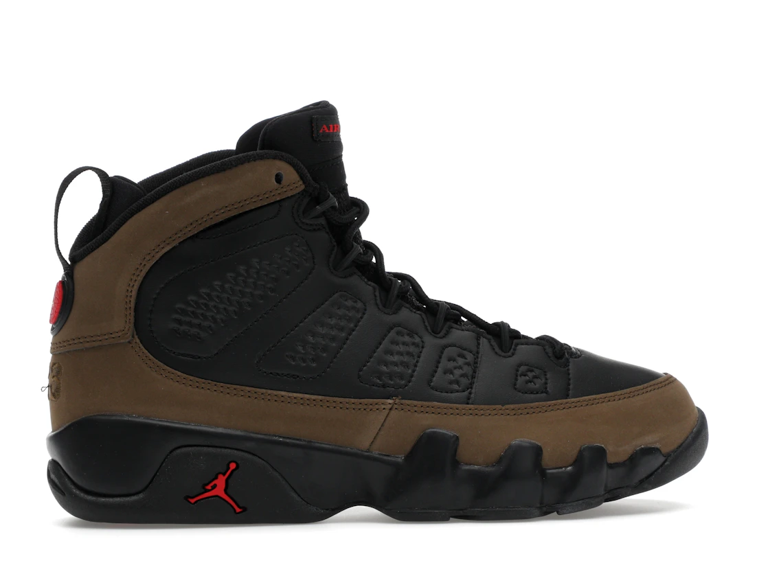 Vue 36 de Jordan 9 Retro Olive (2024) (GS)