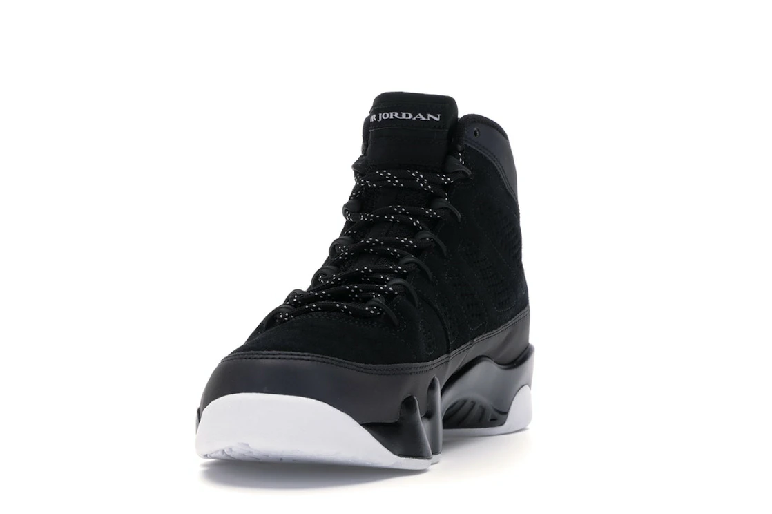 Vue 12 de Jordan 9 Retro Racer Blue
