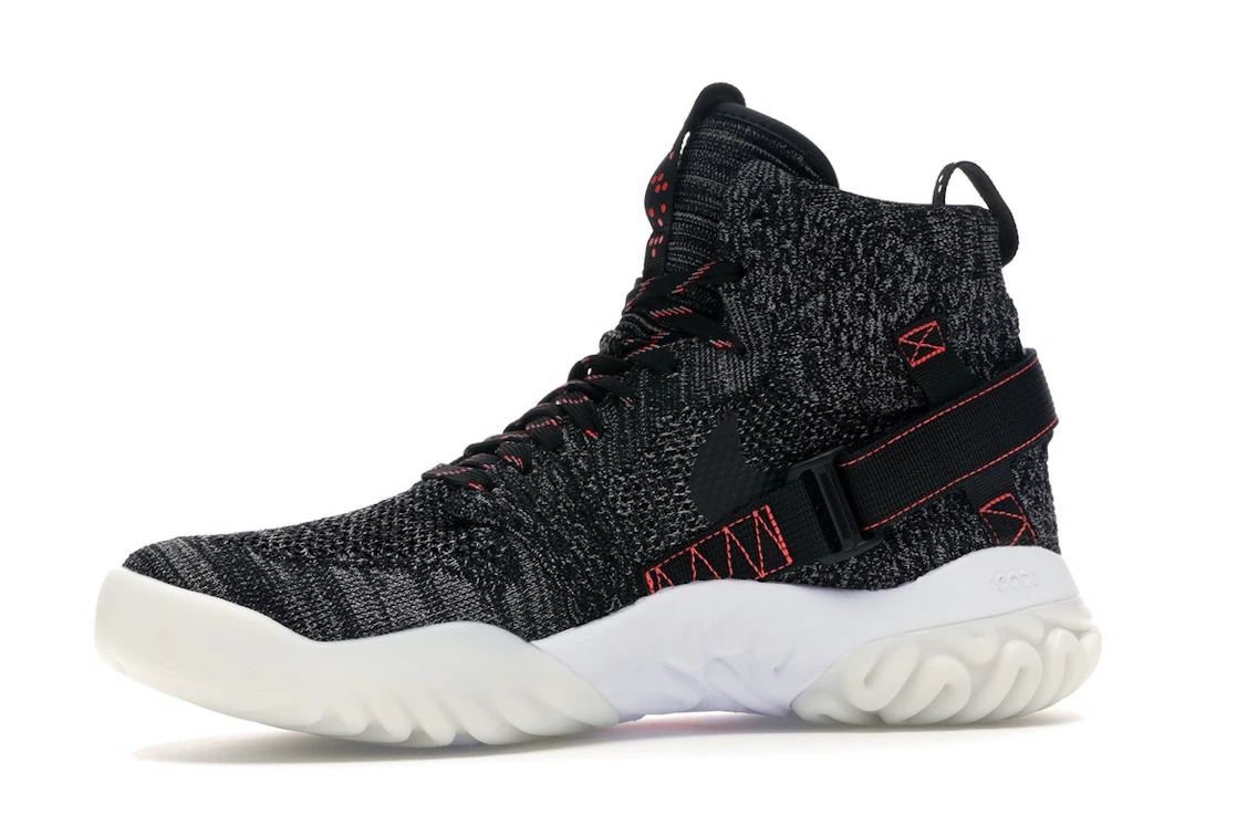 Vue 17 de Jordan Apex React Black Atmosphere Grey Infrared 23