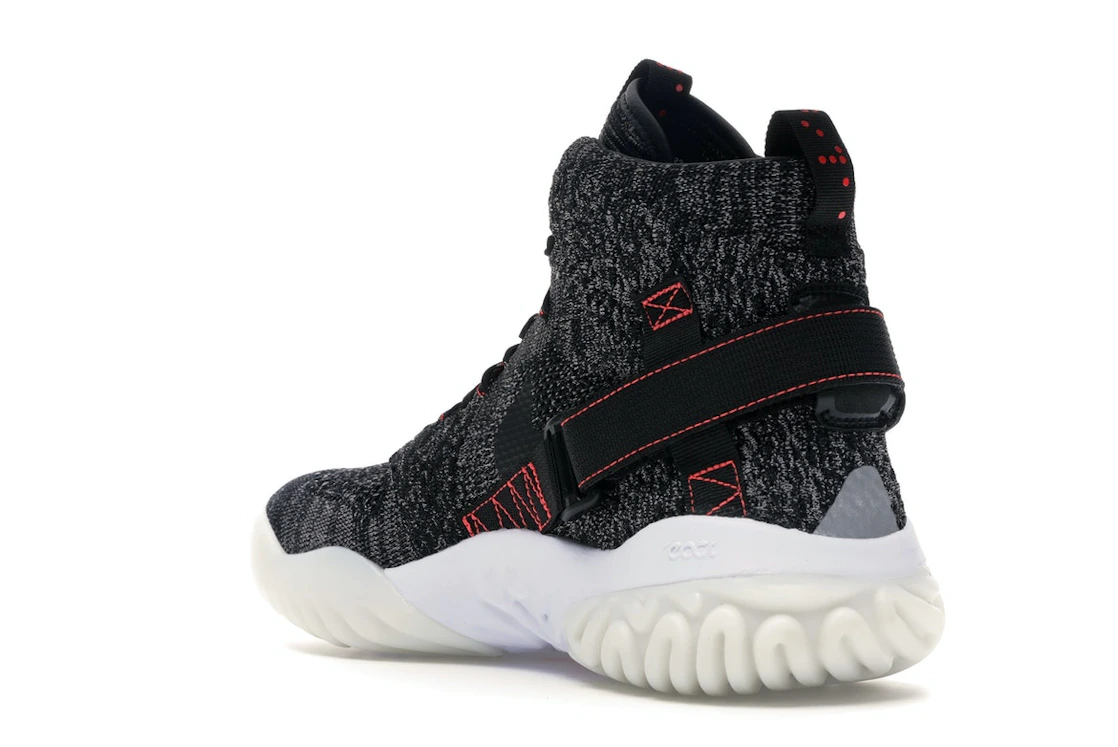 Vue 24 de Jordan Apex React Black Atmosphere Grey Infrared 23