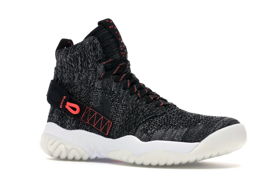 Vue 4 de Jordan Apex React Black Atmosphere Grey Infrared 23