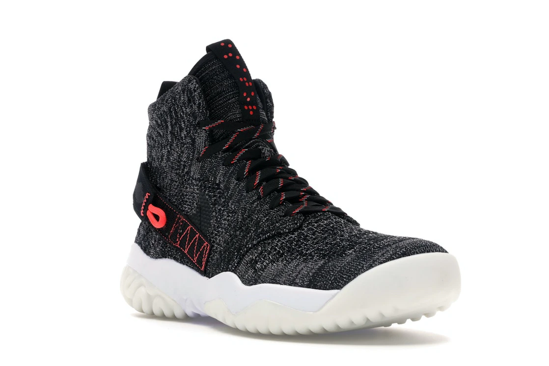 Vue 6 de Jordan Apex React Black Atmosphere Grey Infrared 23
