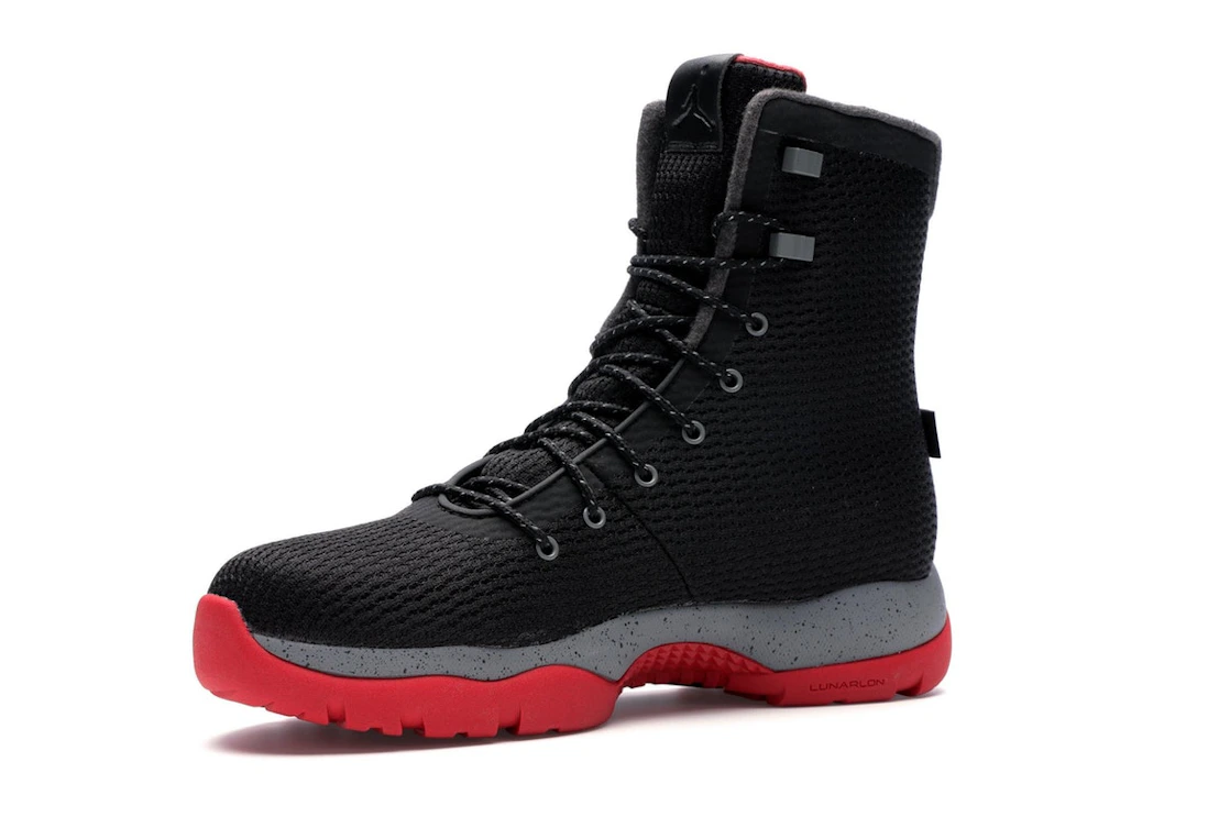 Vue 16 de Jordan Future Boot Black Grey Red