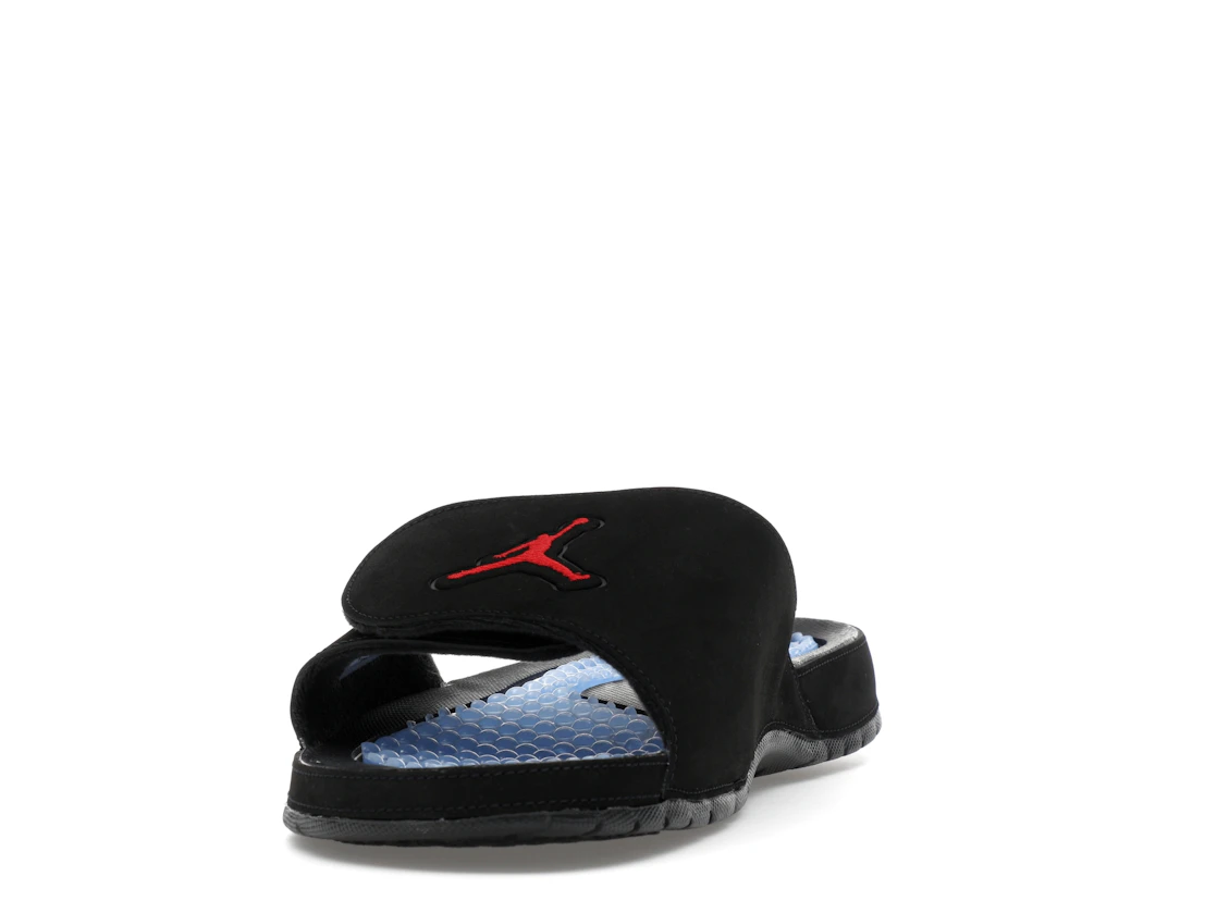 Vue 12 de Jordan Hydro 5 Slide Black Metallic