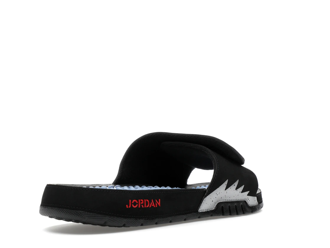 Vue 32 de Jordan Hydro 5 Slide Black Metallic