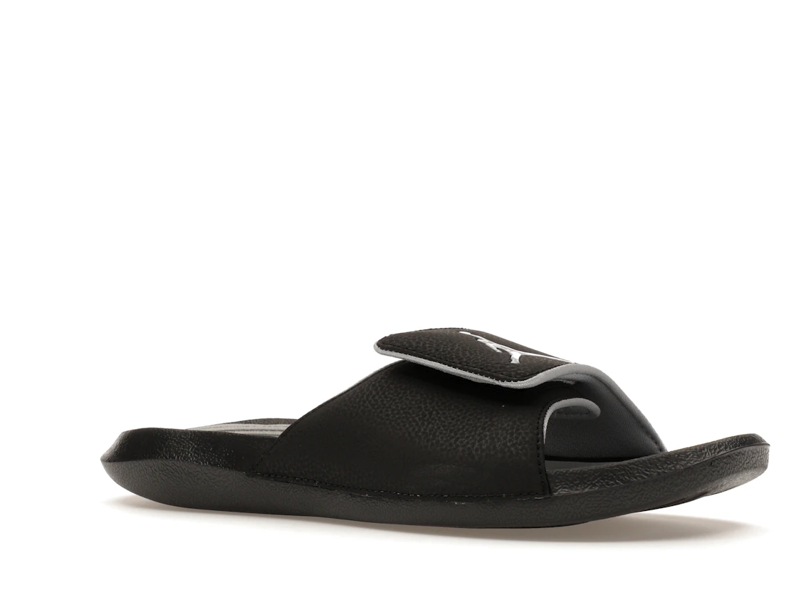 Vue 4 de Jordan Hydro 6 Black/White/Wolf Grey