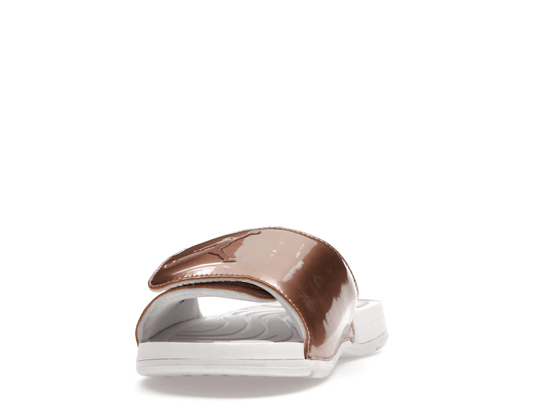 Vue 12 de Jordan Hydro Slide Retro 5 Pinnacle Bronze